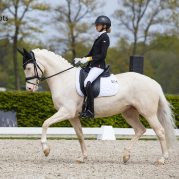 Isabella Karajkovic opent NK Dressuur met 77,150%