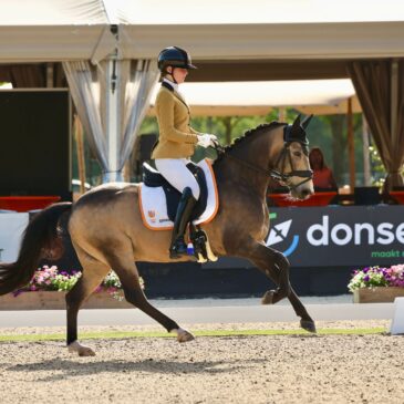 Fabiënne Raijmakers wint Pony observatie